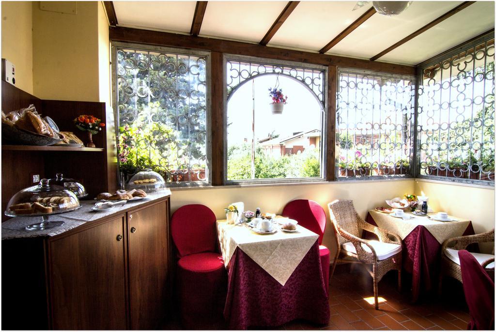 B&B Degli Amici Ciampino Dış mekan fotoğraf