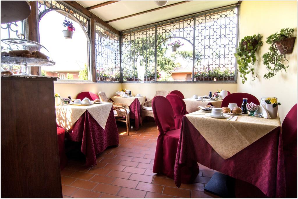 B&B Degli Amici Ciampino Dış mekan fotoğraf