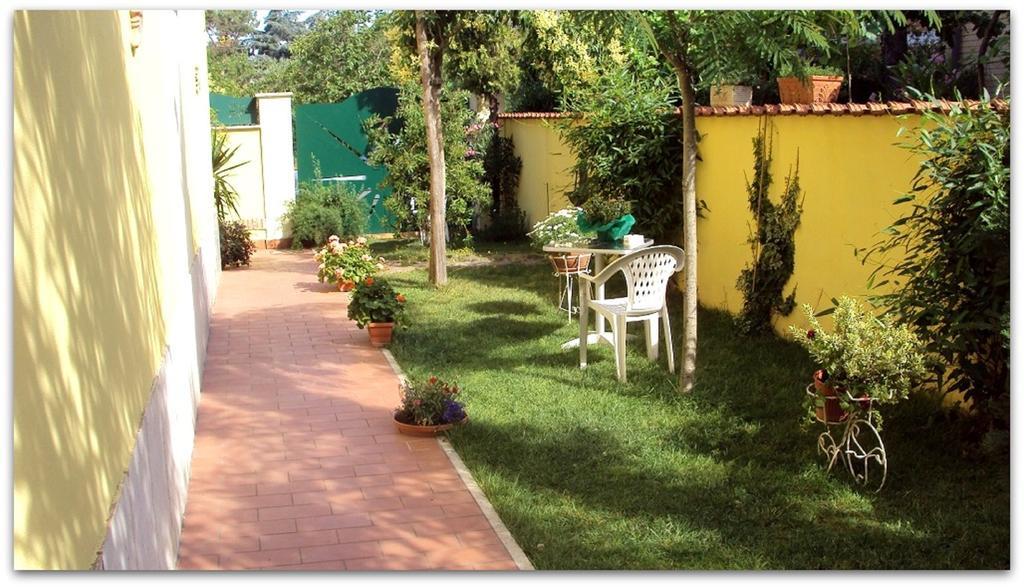 B&B Degli Amici Ciampino Dış mekan fotoğraf