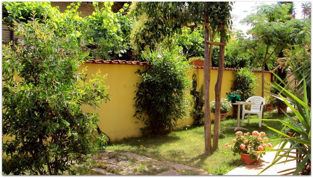 B&B Degli Amici Ciampino Dış mekan fotoğraf